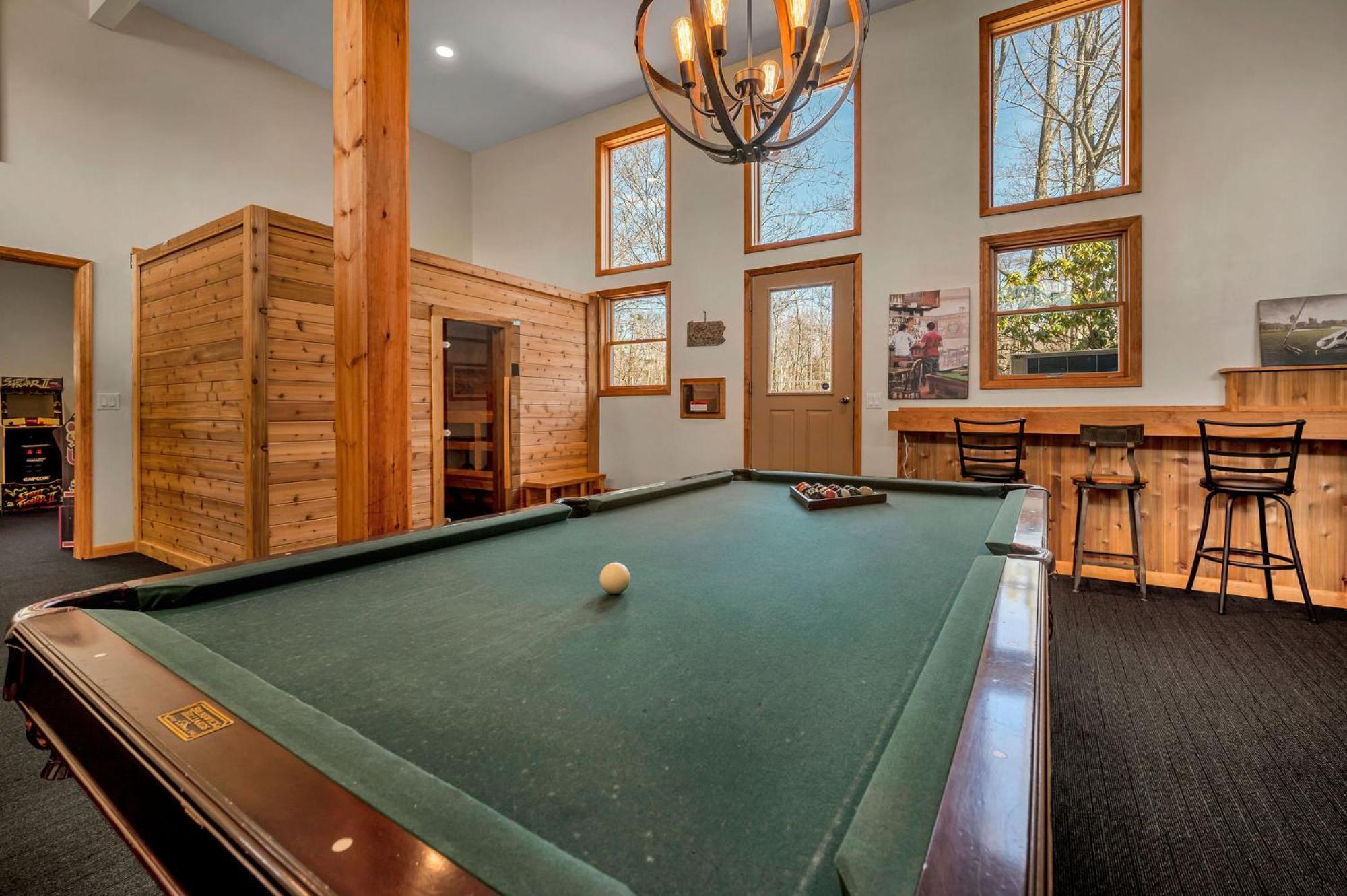 Poconos Playtime Paradise Luxury Play Escape * Pocono Pines