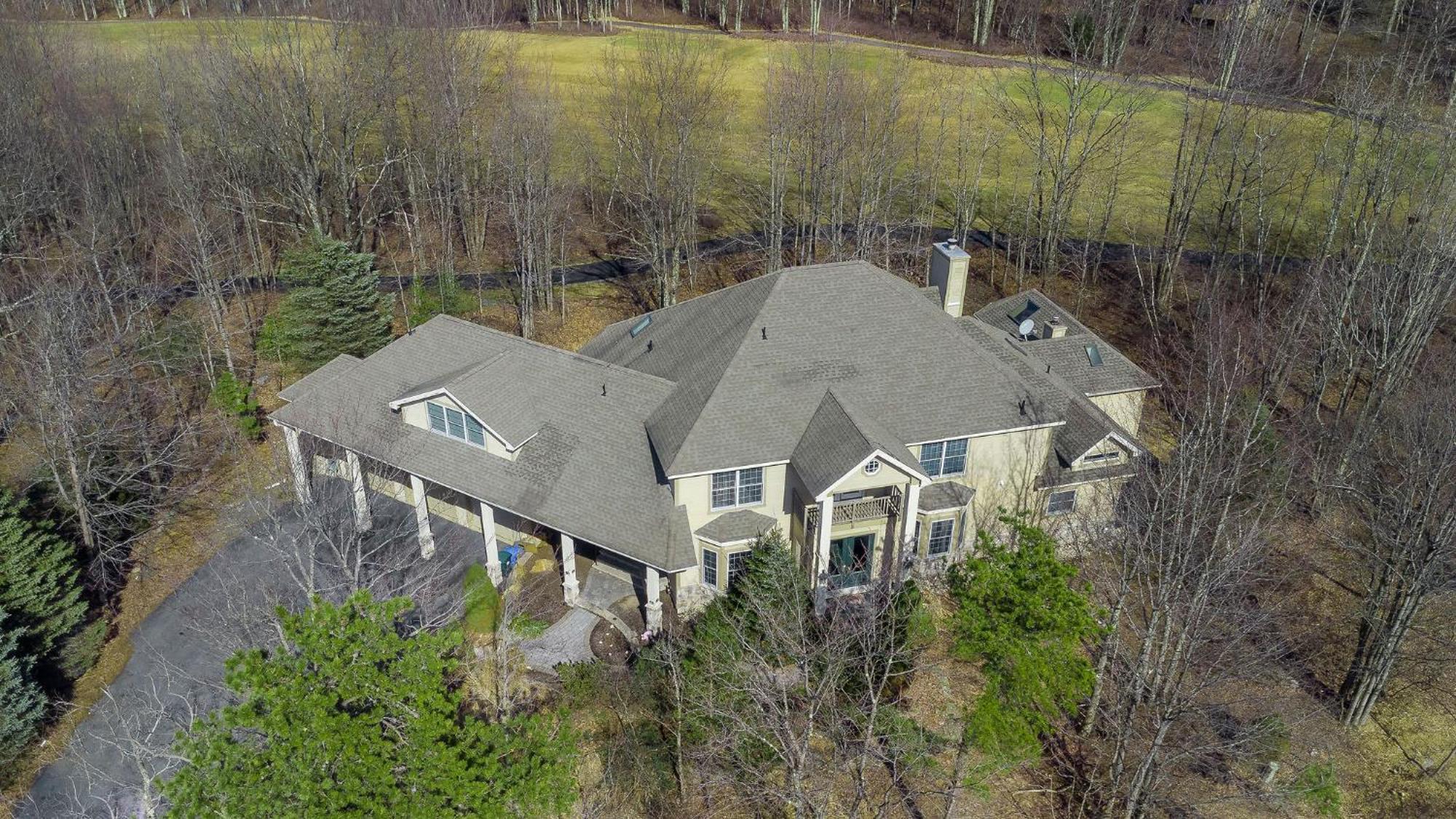 Poconos Playtime Paradise Luxury Play Escape * Pocono Pines